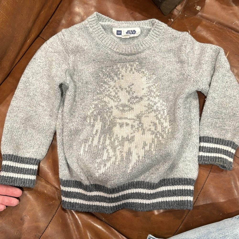 Gap x Star Wars Chewbacca Knit Sweater Grey White